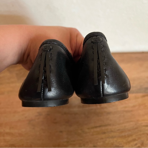 Frye HEATHER BALLET Black Leather Flats Size 6.5 - Picture 5 of 11